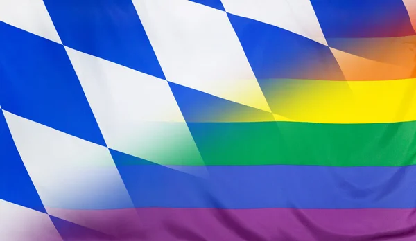 Regenboogvlag samengevoegd met de vlag van Beieren — Stockfoto