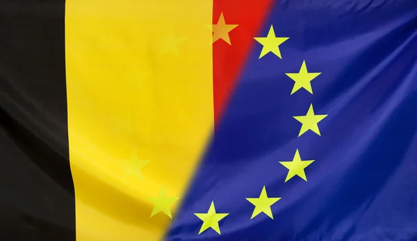 Европейский флаг слился с флагом Бельгии — стоковое фото