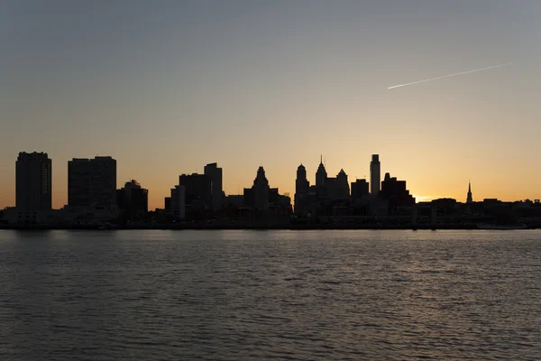 Philadelphia Skyline matahari terbit — Stok Foto