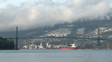 vancouver aslan kapı köprü