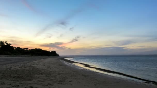 Timelapse solnedgången på stranden — Stockvideo