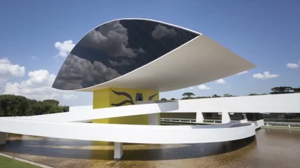 Oscar Niemeyer Muzeum w Curitiba — Wideo stockowe