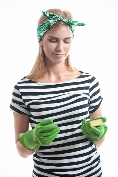 Hausfrau in Handschuhen — Stockfoto