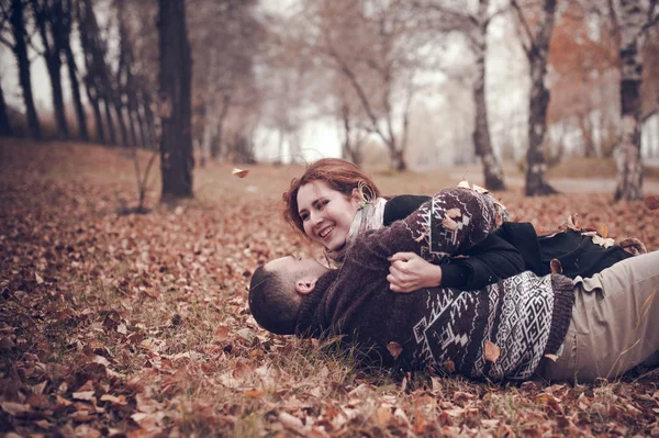 Casal afetuoso no amor — Fotografia de Stock