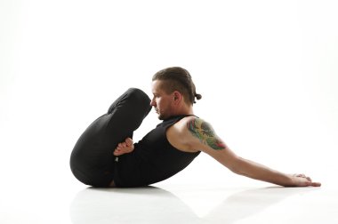 Yoga adam Studio poz