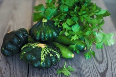 Organik Yang Pattypan Squashon