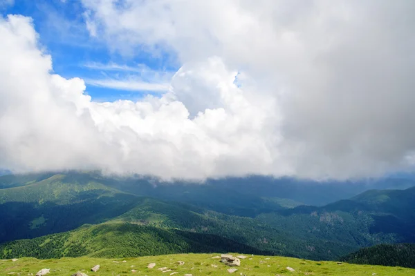 Cloudy sky over Carpathians — Stock Photo, Image