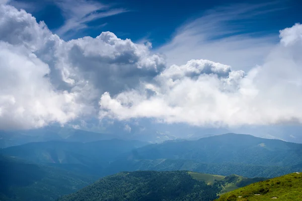 Cloudy sky over the Carpathians — Stock Photo, Image