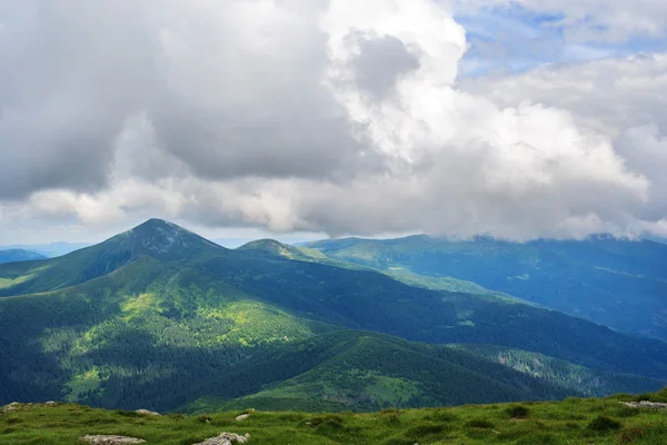 Cloudy sky over Carpathians — Stock Photo, Image