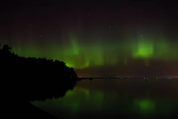 Green lights of aurora borealis near Saint-Petersburg — Stock Photo, Image