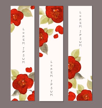 Mesajın için kırmızı Japon Camelia çiçekli üç pankart. Geleneksel Japon mürekkep boyası sumi-e