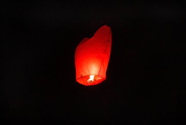 Gök kırmızı lamba yakma