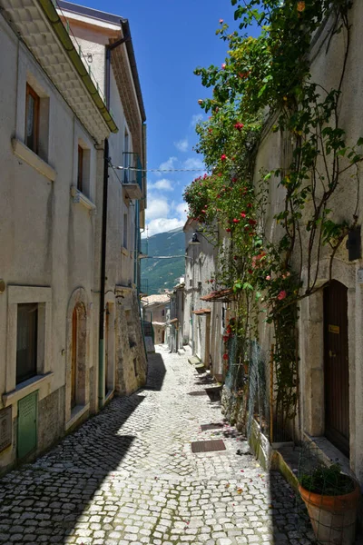 A narrow street in Civitella Alfedena, a medieval village in the Abruzzo region, Italy.