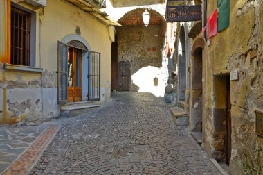 Altavilla Silentina 'da dar bir sokak, İtalya' nın Salerno eyaletinde eski bir kasaba..