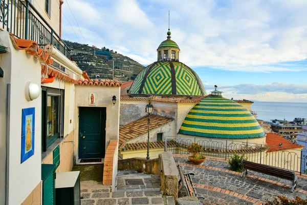 Una Calle Estrecha Maiori Casco Antiguo Provincia Salerno Italia — Foto de Stock