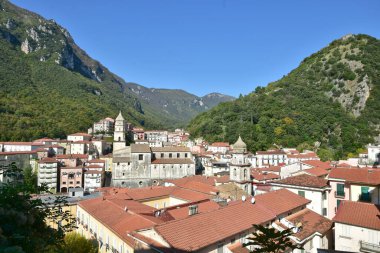 Salerno, İtalya 'nın eski bir kasabası olan Campagna' nın panoramik manzarası.