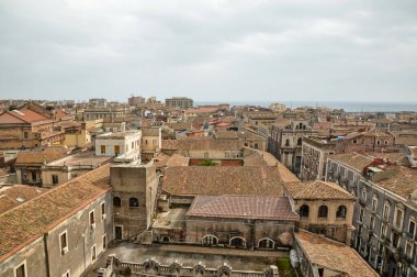 Catania 'nın panoramik manzarası, İtalya' nın Sicilya bölgesindeki şehir.