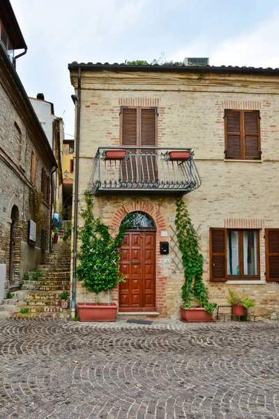 Gata Mellan Gamla Husen Citvitanova Alta Medeltida Stad Marche Regionen — Stockfoto