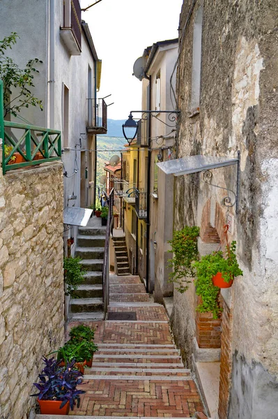 Een Smalle Straat Monteroduni Een Middeleeuws Dorp Molise Regio Italië — Stockfoto