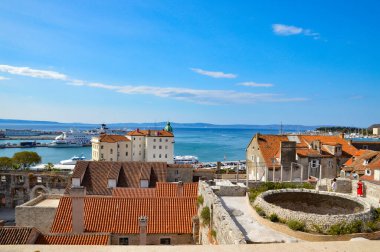 Split, Hırvatistan, 08 / 29 / 2017. Şehrin tarihi merkezinin panoramik görüntüsü.