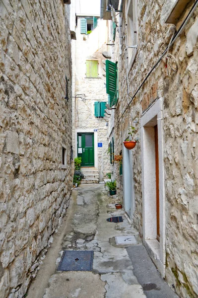 크로아티아의 스플릿의 역사적 중심지에 — 스톡 사진