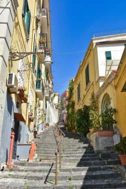 Napoli, İtalya 'da eski bir kasabada bir sokak.