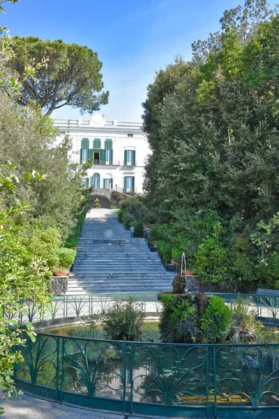 Napels Italië 2019 Een 19E Eeuwse Villa Een Openbare Tuin — Stockfoto