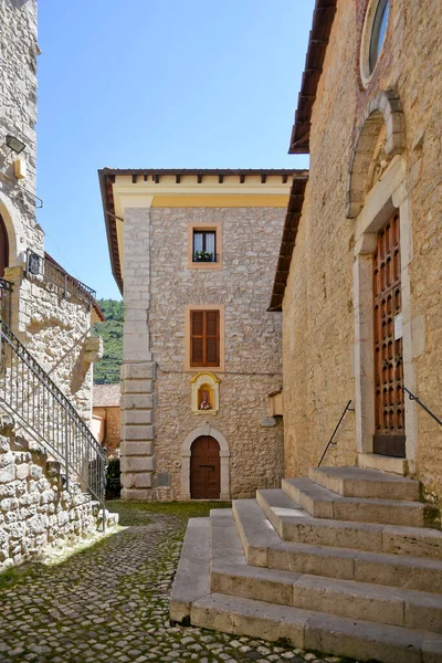 Sonnino Itálie 2021 Ulice Mezi Starými Středověkými Kamennými Budovami Historického — Stock fotografie