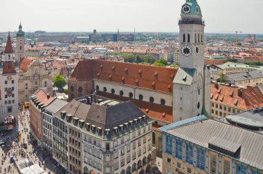 Münih, Almanya, 07 / 24 / 2021. Şehir merkezinin panoramik görüntüsü.