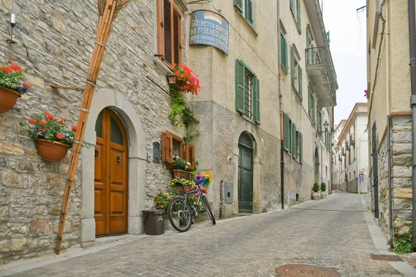 Une Petite Rue Entre Les Vieilles Maisons Agnone Village Médiéval — Photo