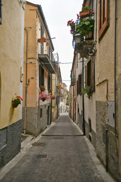 Une Petite Rue Entre Les Vieilles Maisons Agnone Village Médiéval — Photo