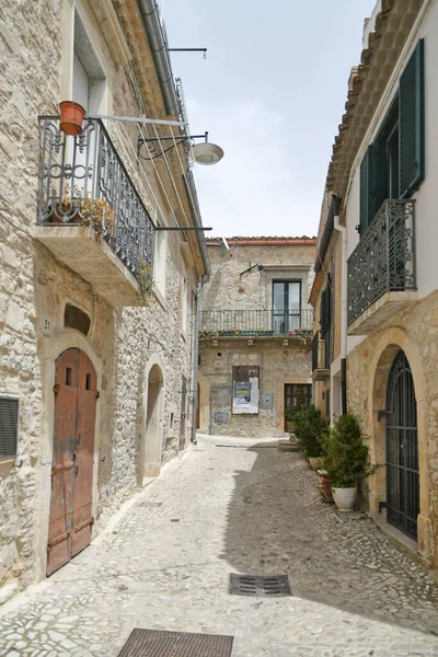 Bovino Italia 2021 Una Calle Estrecha Entre Las Antiguas Casas —  Fotos de Stock