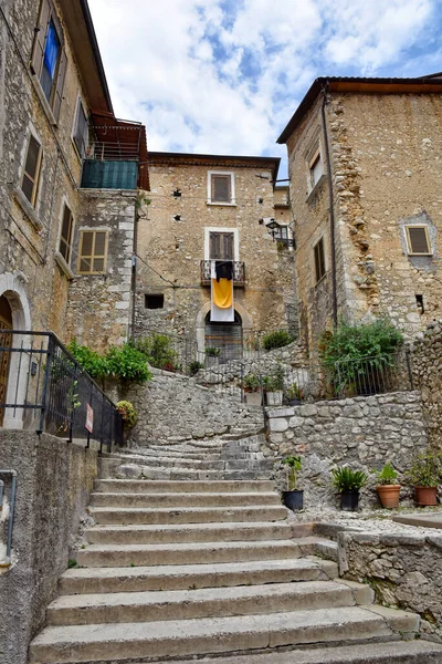 Malá Ulice Mezi Starými Domy Arce Středověké Vesnice Regionu Lazio — Stock fotografie
