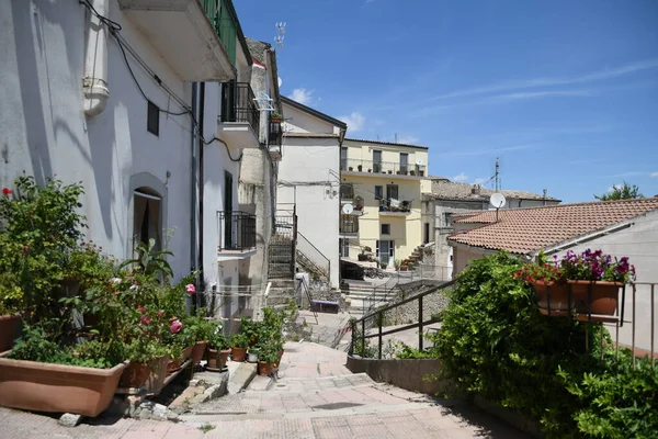 Rocchetta Sant Antonio Itália 2021 Uma Rua Estreita Entre Casas — Fotografia de Stock