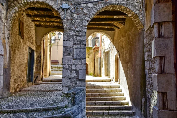 Una Calle Estrecha Ciudad Medieval Guardia Sanframondi Provincia Benevento Italia —  Fotos de Stock