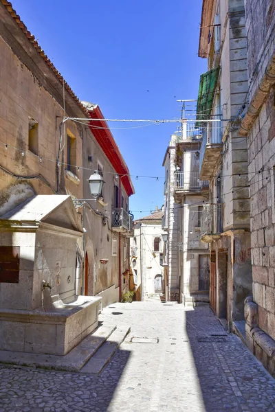 Una Calle Estrecha Ciudad Medieval Guardia Sanframondi Provincia Benevento Italia — Foto de Stock