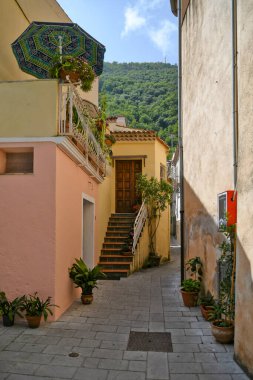 Maratea 'nın tarihi merkezinde bir cadde, İtalya' nın Basilicata bölgesinde eski bir kasaba..