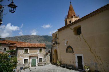 Maratea 'nın tarihi merkezinde bir cadde, İtalya' nın Basilicata bölgesinde eski bir kasaba..