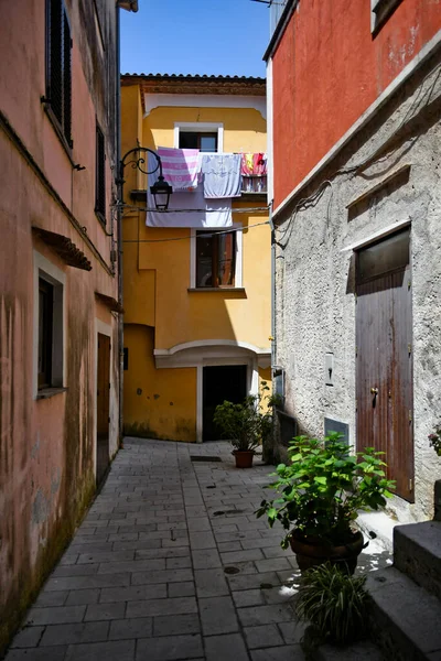 意大利Basilicata地区一个古老的城镇 Maratea历史中心的一条街道 — 图库照片