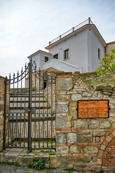 Fasada Domu Którym Mieszkał Pisarz Carlo Levi Aliano Wieś Wiejska — Zdjęcie stockowe