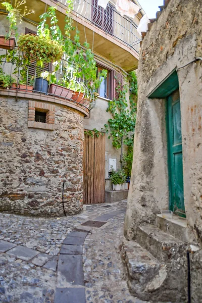 Uma Rua Centro Histórico Acri Uma Cidade Medieval Região Calábria — Fotografia de Stock