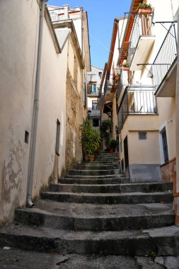 Rivello 'nun tarihi merkezinde bir cadde, İtalya' nın Basilicata bölgesinde bir ortaçağ kasabası..
