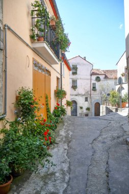 Rivello 'nun tarihi merkezinde bir cadde, İtalya' nın Basilicata bölgesinde bir ortaçağ kasabası..