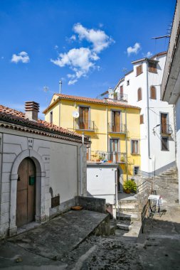 Rivello 'nun tarihi merkezinde bir cadde, İtalya' nın Basilicata bölgesinde bir ortaçağ kasabası..