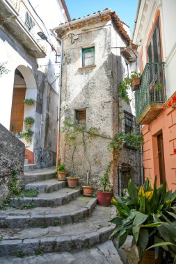 Rivello 'nun tarihi merkezinde bir cadde, İtalya' nın Basilicata bölgesinde bir ortaçağ kasabası..