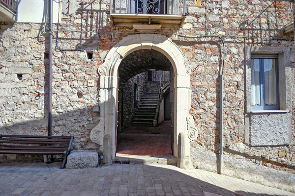 Fachada Una Pequeña Casa Centro Histórico Castelsaraceno Casco Antiguo Región — Foto de Stock