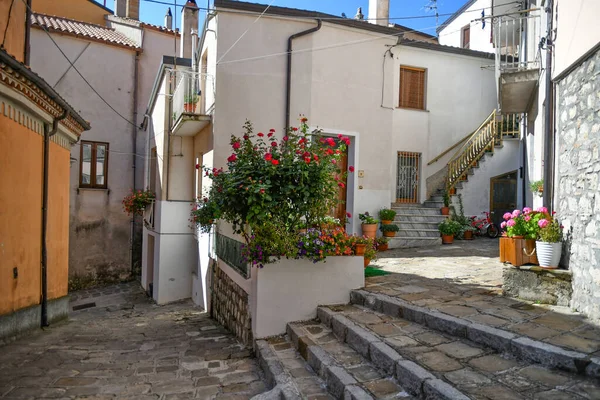 Uma Rua Centro Histórico Castelsaraceno Uma Cidade Velha Região Basilicata — Fotografia de Stock