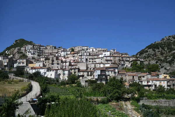 Talya Nın Potenza Eyaletindeki Eski Bir Dağ Kasabası Olan Castelsaraceno — Stok fotoğraf