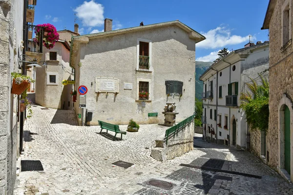 Une Rue Étroite Civitella Alfedena Une Ville Montagne Dans Région — Photo