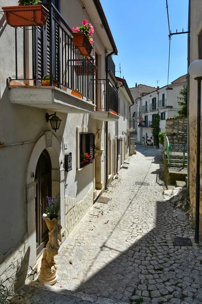 Eine Enge Straße Civitella Alfedena Einem Bergdorf Den Abruzzen — Stockfoto